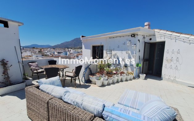 Wiederverkauf - Freistehende Villa - Estepona  - Estepona Centro