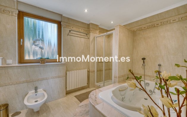 Bestaande woning - Vrijstaande villa - Marbella - Elviria