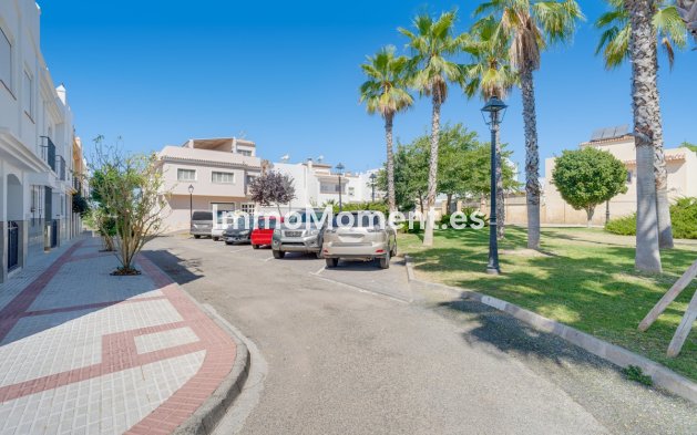 Bestaande woning - Rijtjeshuis - Estepona  - Cancelada