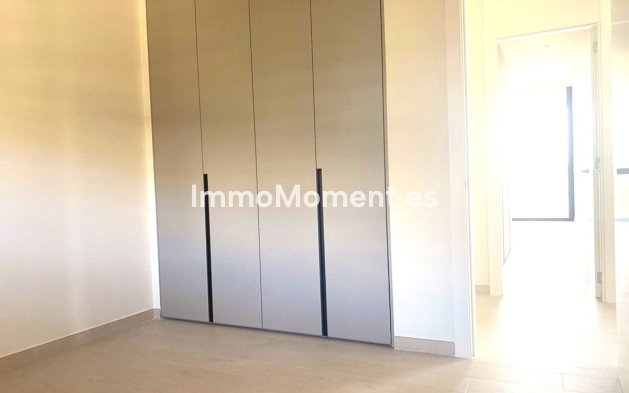Resale - Apartment - Fuengirola - Higueron