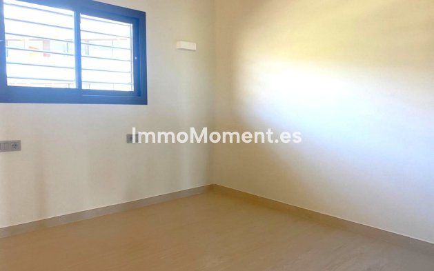 Resale - Apartment - Fuengirola - Higueron