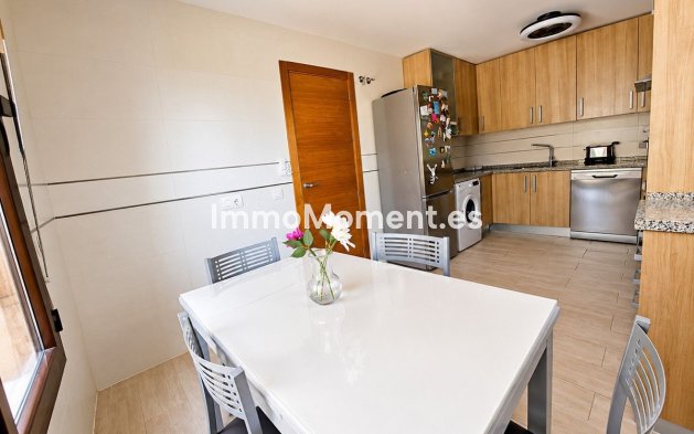 Bestaande woning - Vrijstaande villa - Estepona  - Estepona Centro