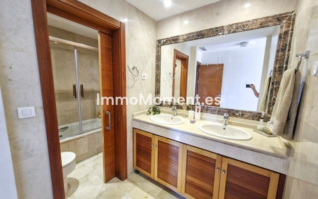 Bestaande woning - Vrijstaande villa - Estepona  - Estepona Centro