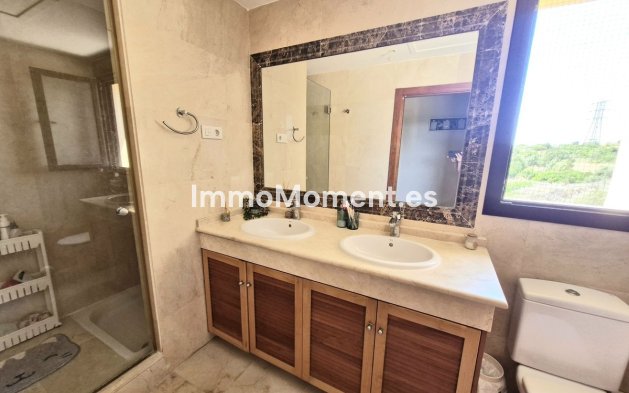 Bestaande woning - Vrijstaande villa - Estepona  - Estepona Centro