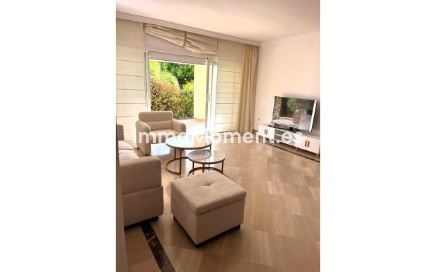 Resale - Apartment - Marbella - Bahía de Marbella