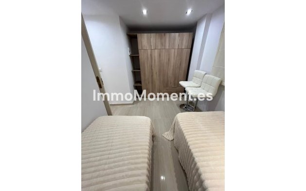 Resale - Apartment - Marbella - Bahía de Marbella