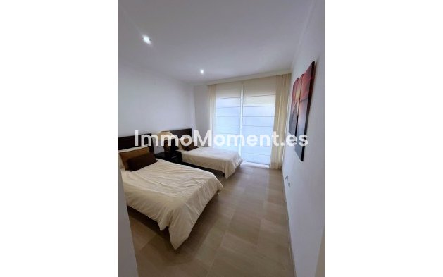 Resale - Apartment - Marbella - Bahía de Marbella