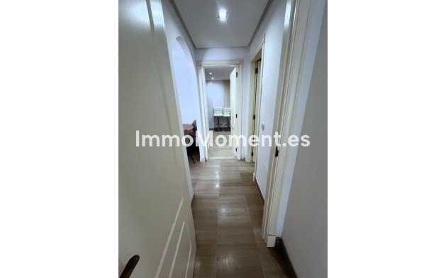 Resale - Apartment - Marbella - Bahía de Marbella