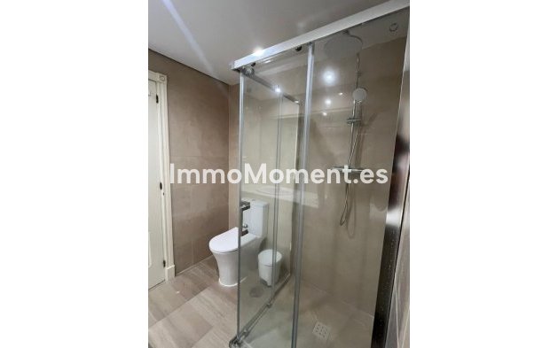 Resale - Apartment - Marbella - Bahía de Marbella