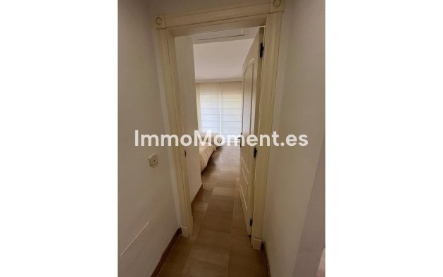 Resale - Apartment - Marbella - Bahía de Marbella