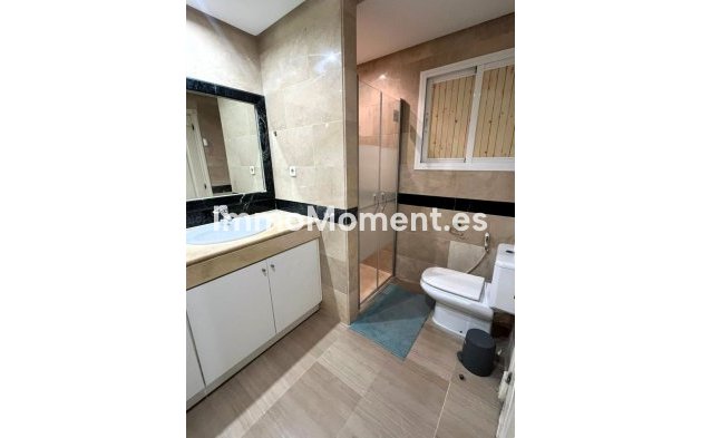 Resale - Apartment - Marbella - Bahía de Marbella