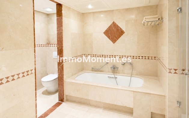 Wiederverkauf - Wohnung - Estepona  - New Golden Mile