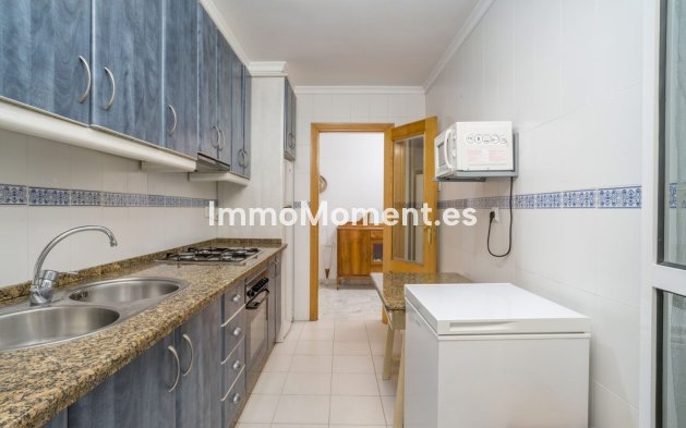 Reventa - Apartamento - Estepona  - Estepona Centro