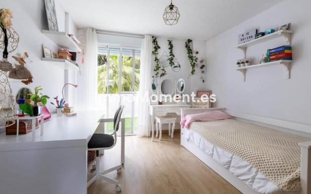 Revente - Maison mitoyenne - Marbella - Nueva Andalucía