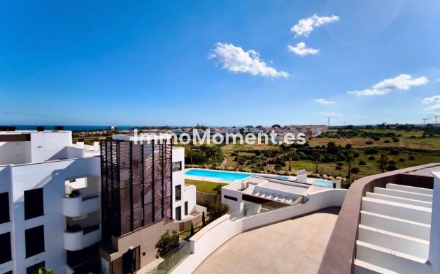 Resale - Apartment - Estepona - Bel Air