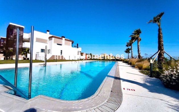 Resale - Apartment - Estepona - Bel Air