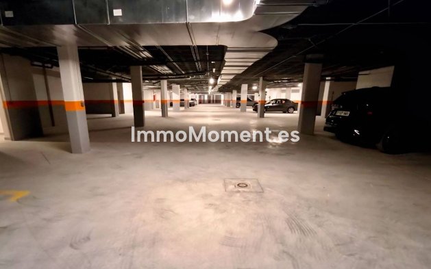 Resale - Apartment - Estepona - Bel Air