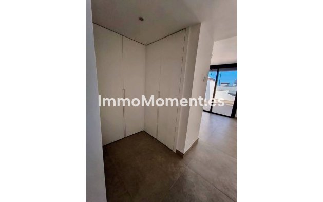 Resale - Apartment - Estepona - Bel Air