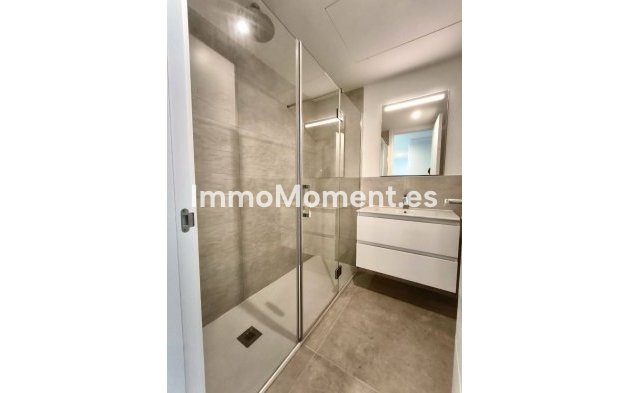 Resale - Apartment - Estepona - Bel Air