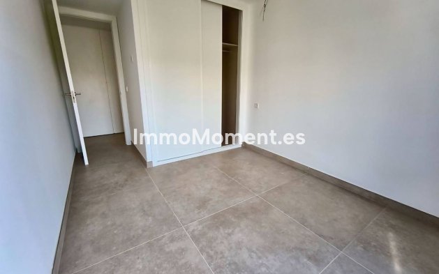 Resale - Apartment - Estepona - Bel Air