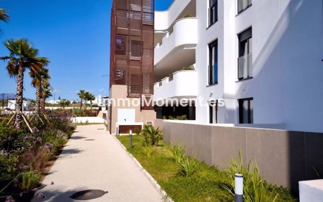 Resale - Apartment - Estepona - Bel Air