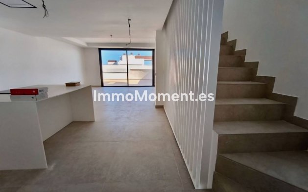 Resale - Apartment - Estepona - Bel Air