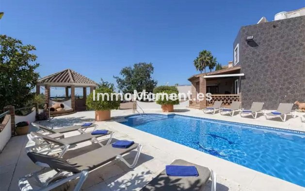 Wiederverkauf - Freistehende Villa - Estepona  - Estepona Centro
