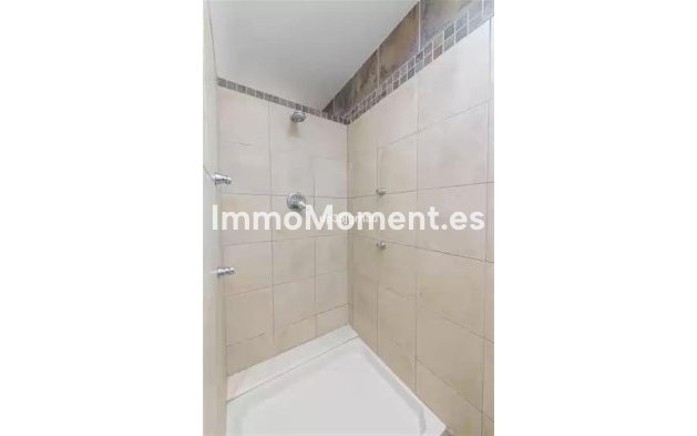 Wiederverkauf - Freistehende Villa - Estepona  - Estepona Centro