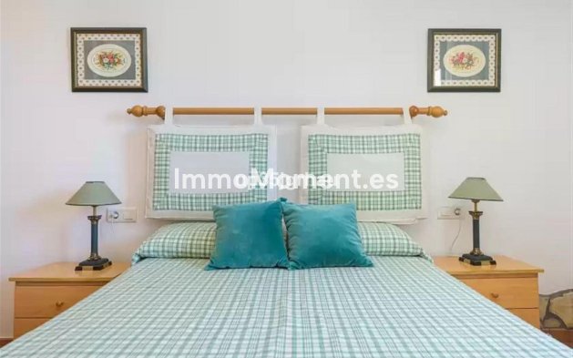 Wiederverkauf - Freistehende Villa - Estepona  - Estepona Centro