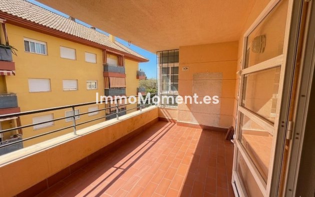 Resale - Apartment - Benalmadena - Benalmadena Centro