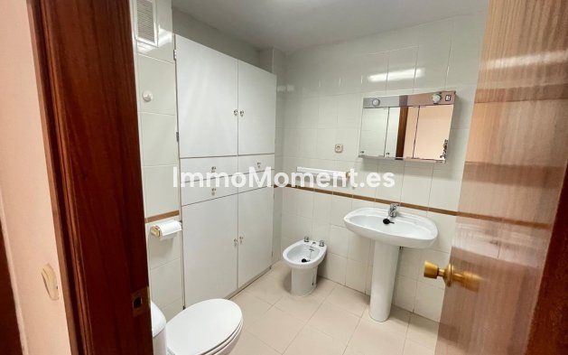Resale - Apartment - Benalmadena - Benalmadena Centro