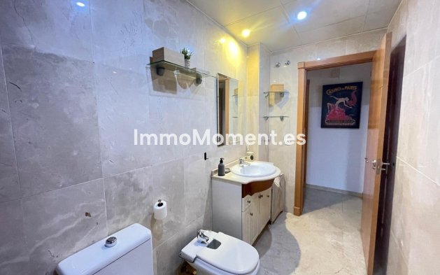 Resale - Apartment - Benalmadena - Benalmadena Centro