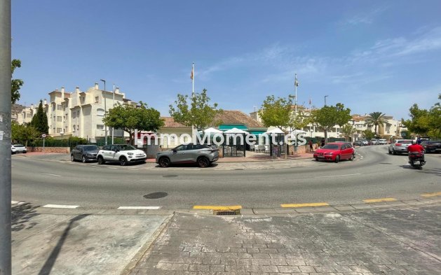 Resale - Apartment - Benalmadena - Benalmadena Centro