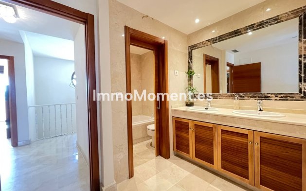 Wiederverkauf - Reihenhaus - Estepona  - Estepona Centro