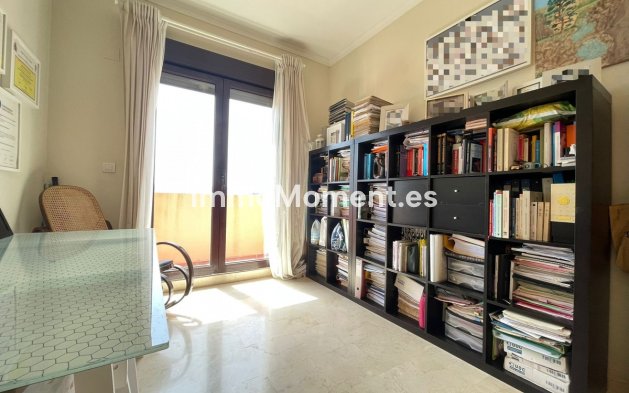 Wiederverkauf - Reihenhaus - Estepona  - Estepona Centro