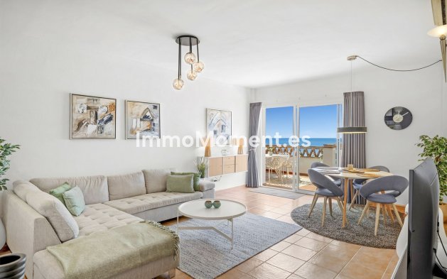 Resale - Apartment - Fuengirola - Higueron