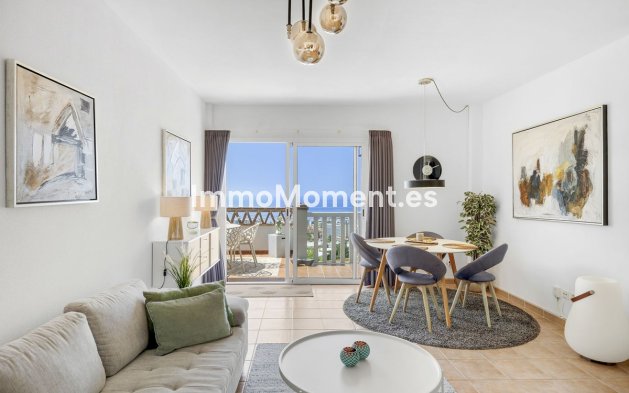 Resale - Apartment - Fuengirola - Higueron