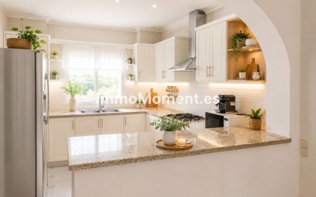 Bestaande woning - Landhuis - Estepona  - Estepona Centro