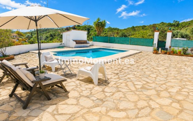 Bestaande woning - Landhuis - Estepona  - Estepona Centro