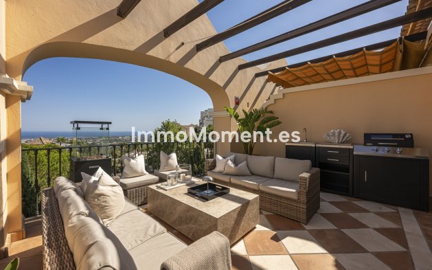 Resale - Apartment - Benahavís - La Quinta