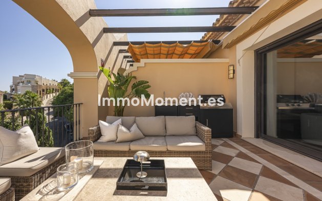 Resale - Apartment - Benahavís - La Quinta