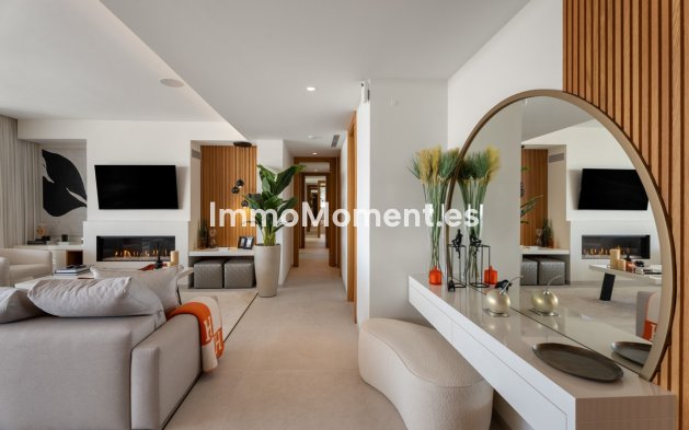 Resale - Apartment - Benahavís - La Quinta