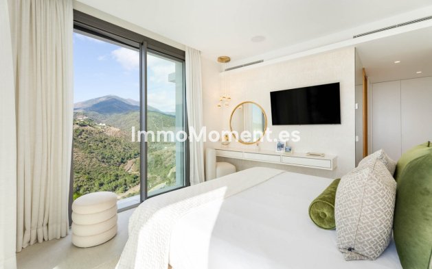 Resale - Apartment - Benahavís - La Quinta
