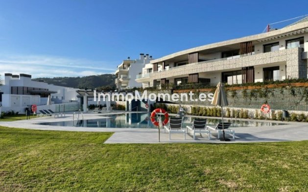 Resale - Apartment - Benahavís - La Quinta