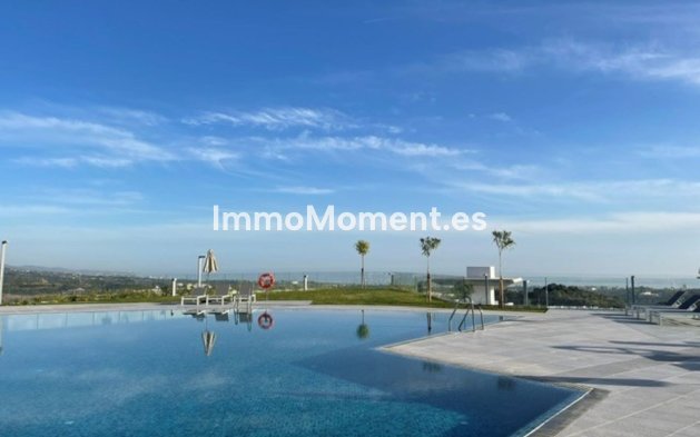 Resale - Apartment - Benahavís - La Quinta