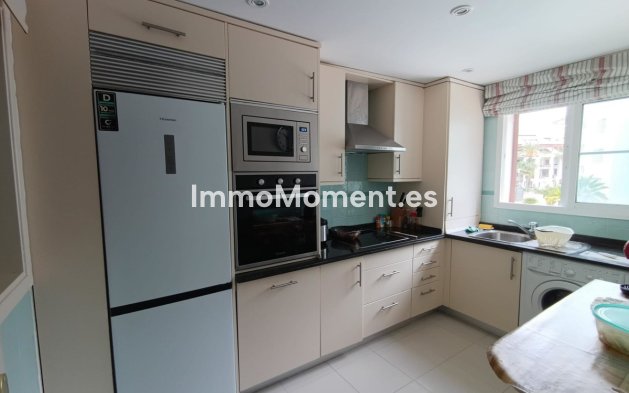 Resale - Apartment - Sotogrande - Sotogrande Marina