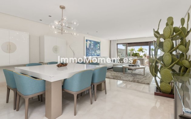 Resale - Apartment - Estepona - Estepona Centro