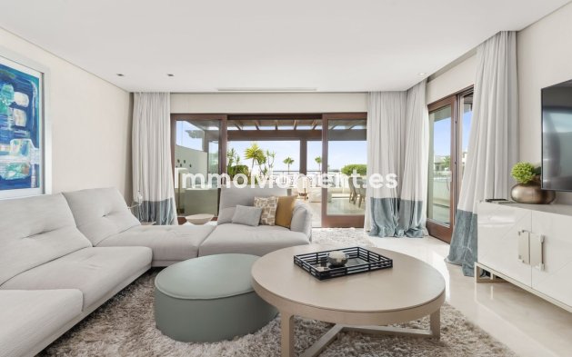 Resale - Apartment - Estepona - Estepona Centro