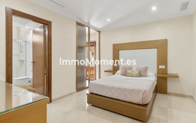 Reventa - Villa independiente - Benalmadena - Benalmadena Costa