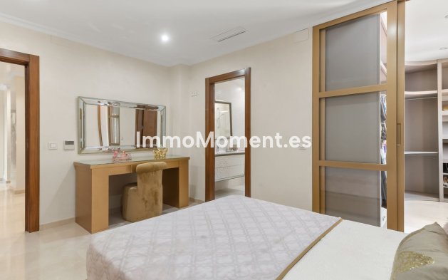 Reventa - Villa independiente - Benalmadena - Benalmadena Costa